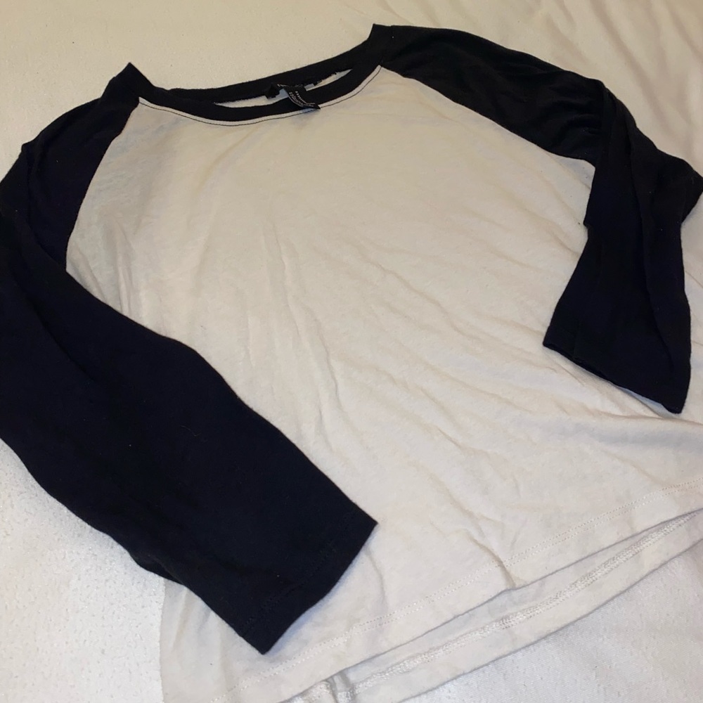 Forever 21 Baseball Tee Size Medium